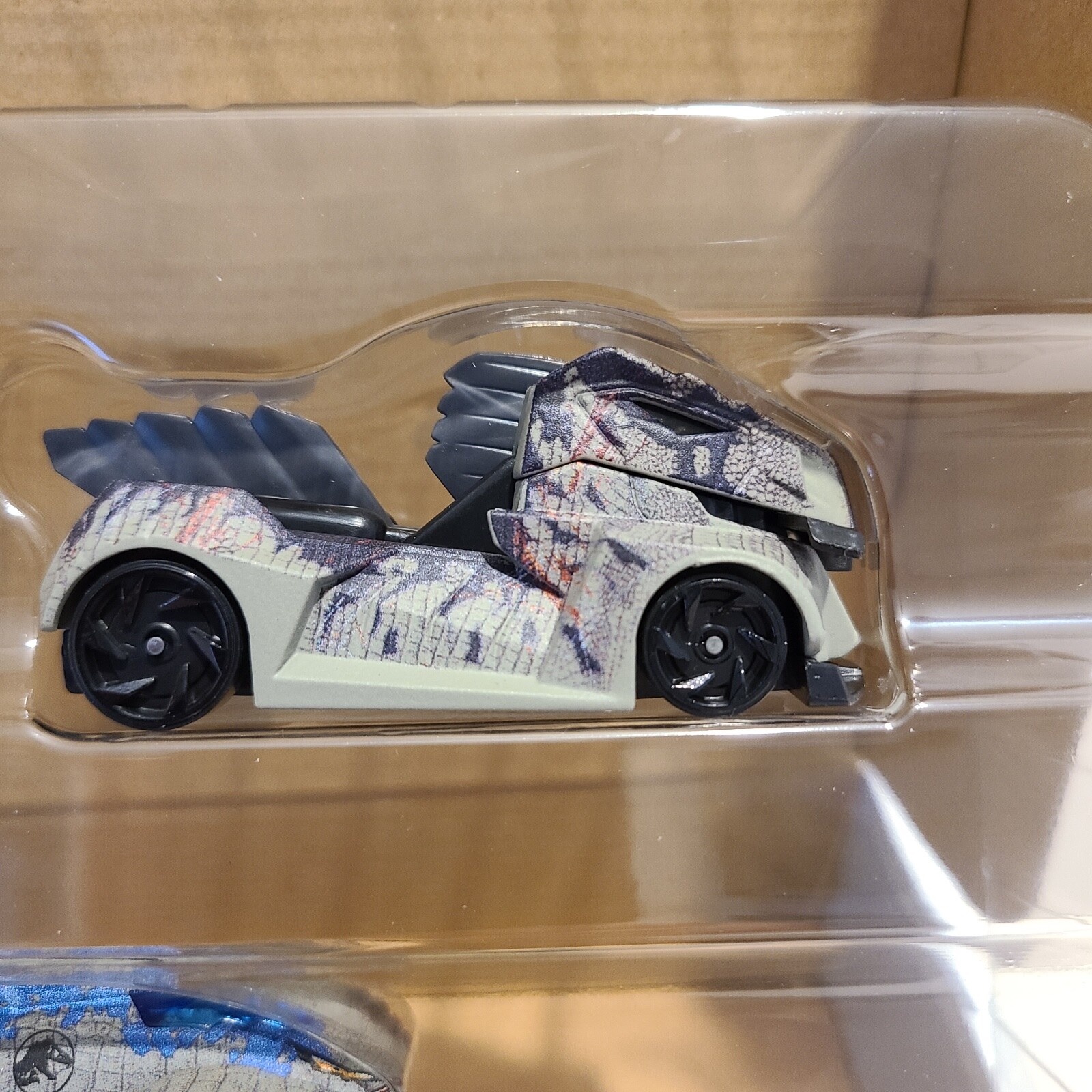 Hot Wheels Jurassic World Dominion Toy Character Cars 5-Pack in 1:64 Scale.