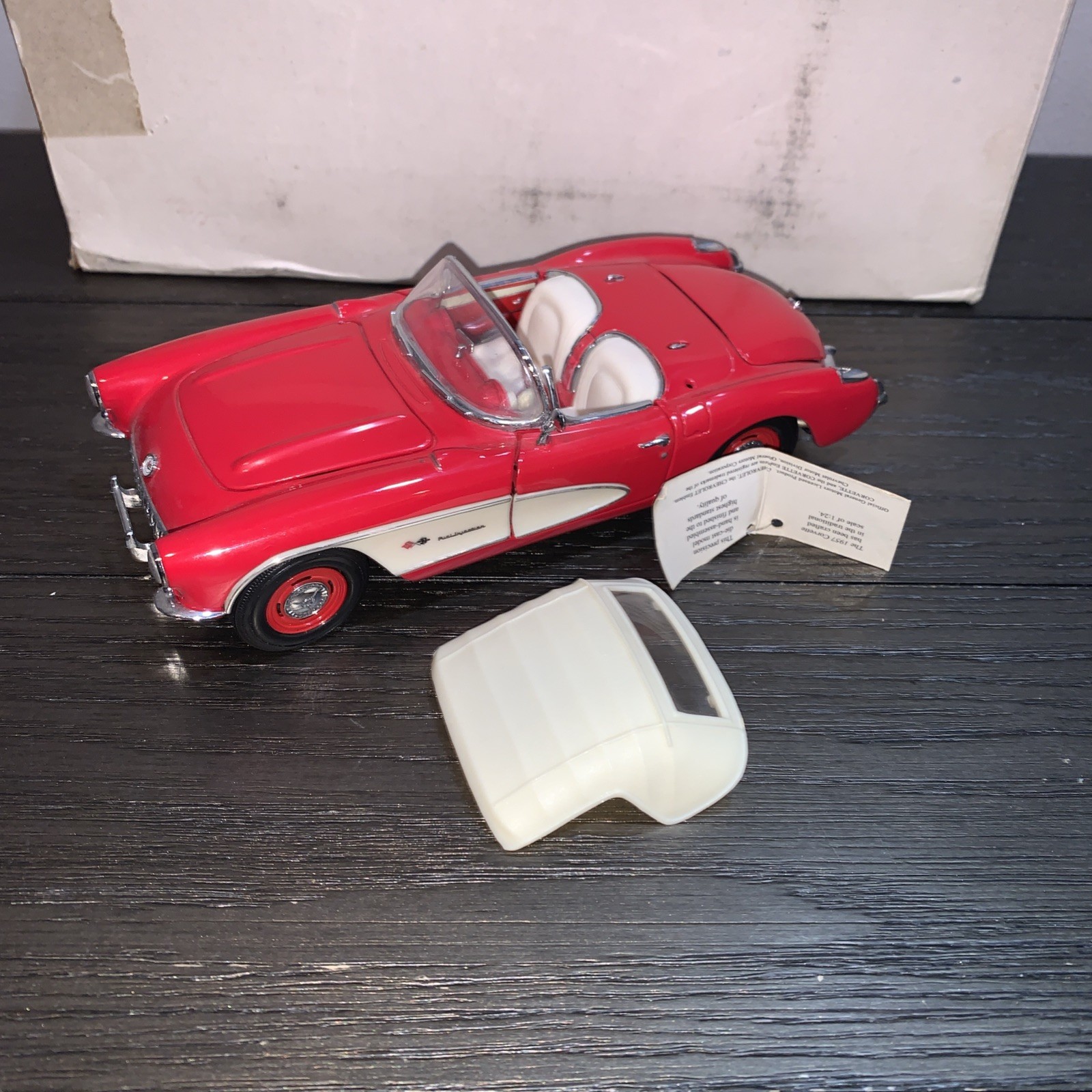 1957 Red Corvette Convertible 1:24 Die-cast Metal w/Removable Top, Franklin Mint