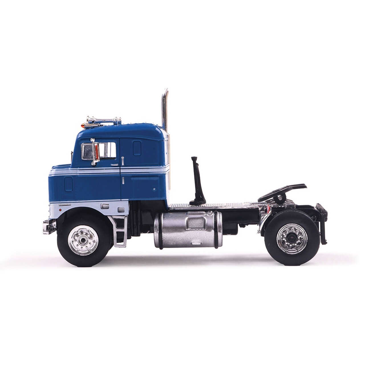 IXO Models 1:64 1950 Kenworth Bullnose Semi Truck – Blue