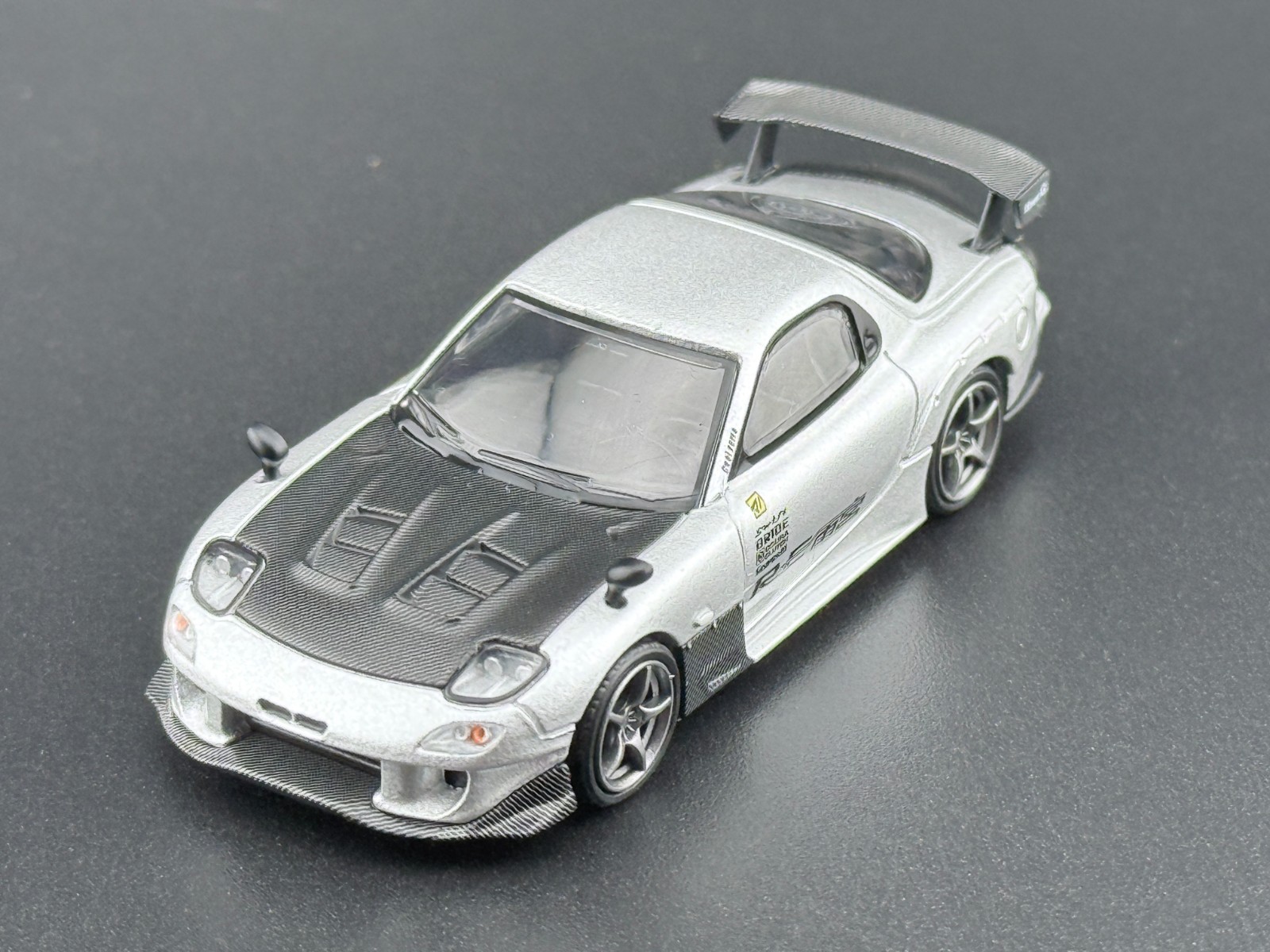 Mini GT Mazda RX-7 RE-Amemiya – Silver Metallic #1106 1/64