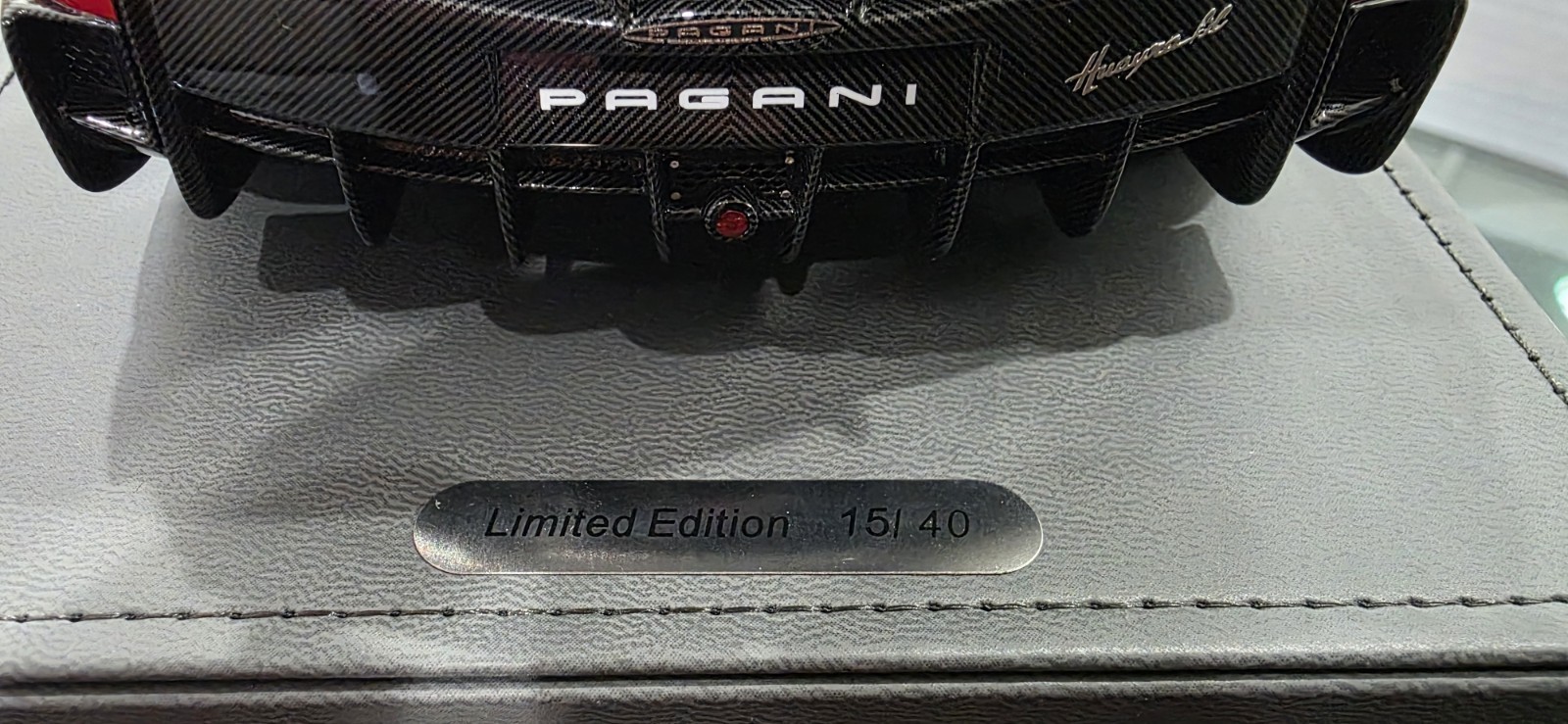 1/18 BBR PAGANI HUAYRA BC COLOR ROOSO FUOSO ( READ INFO)
