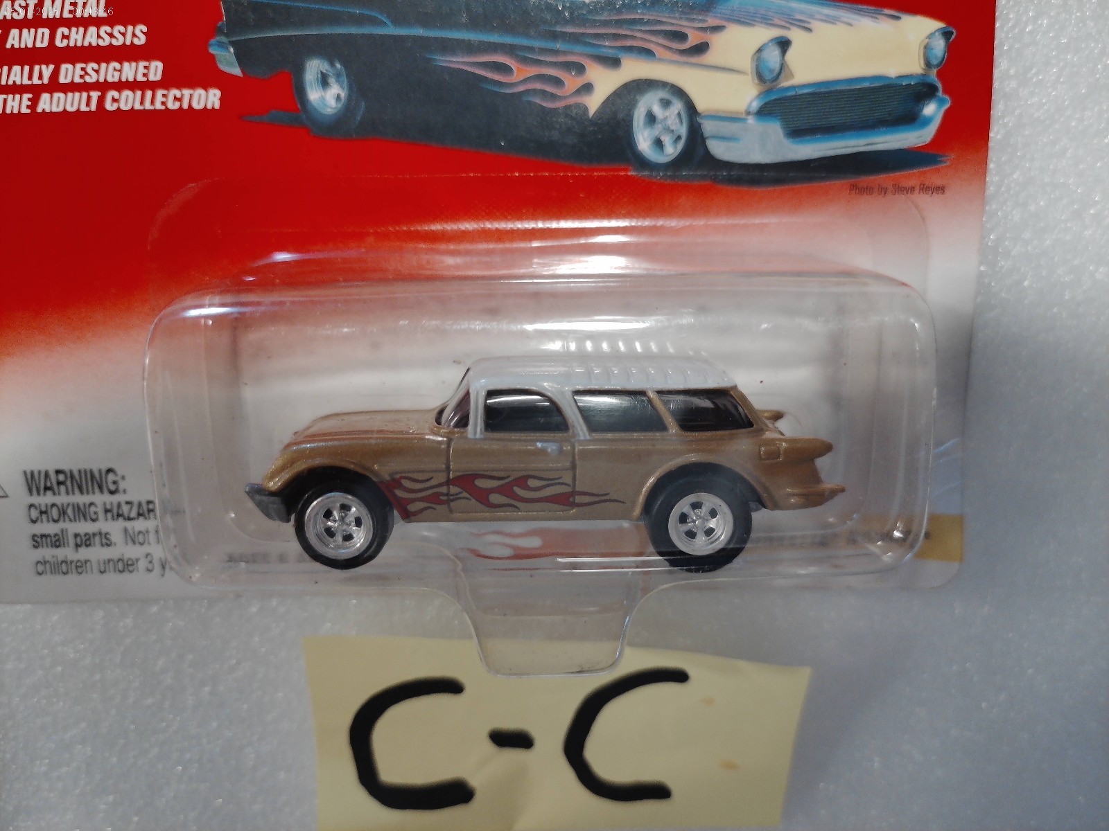 JOHNNY LIGHTNING CHEVY CORVETTE 1954 NOMAD GOLD THUNDER WAGON NEW 1:64