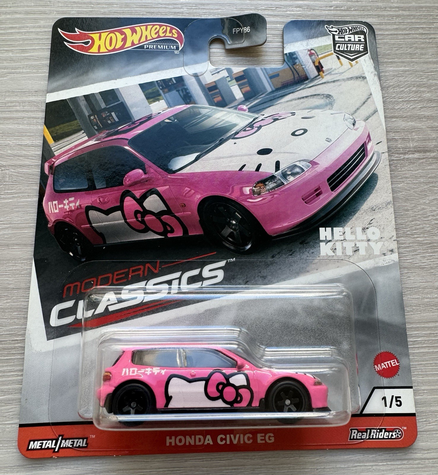 Hot Wheels Modern Classics Honda Civic EG Hello Kitty – With Protector