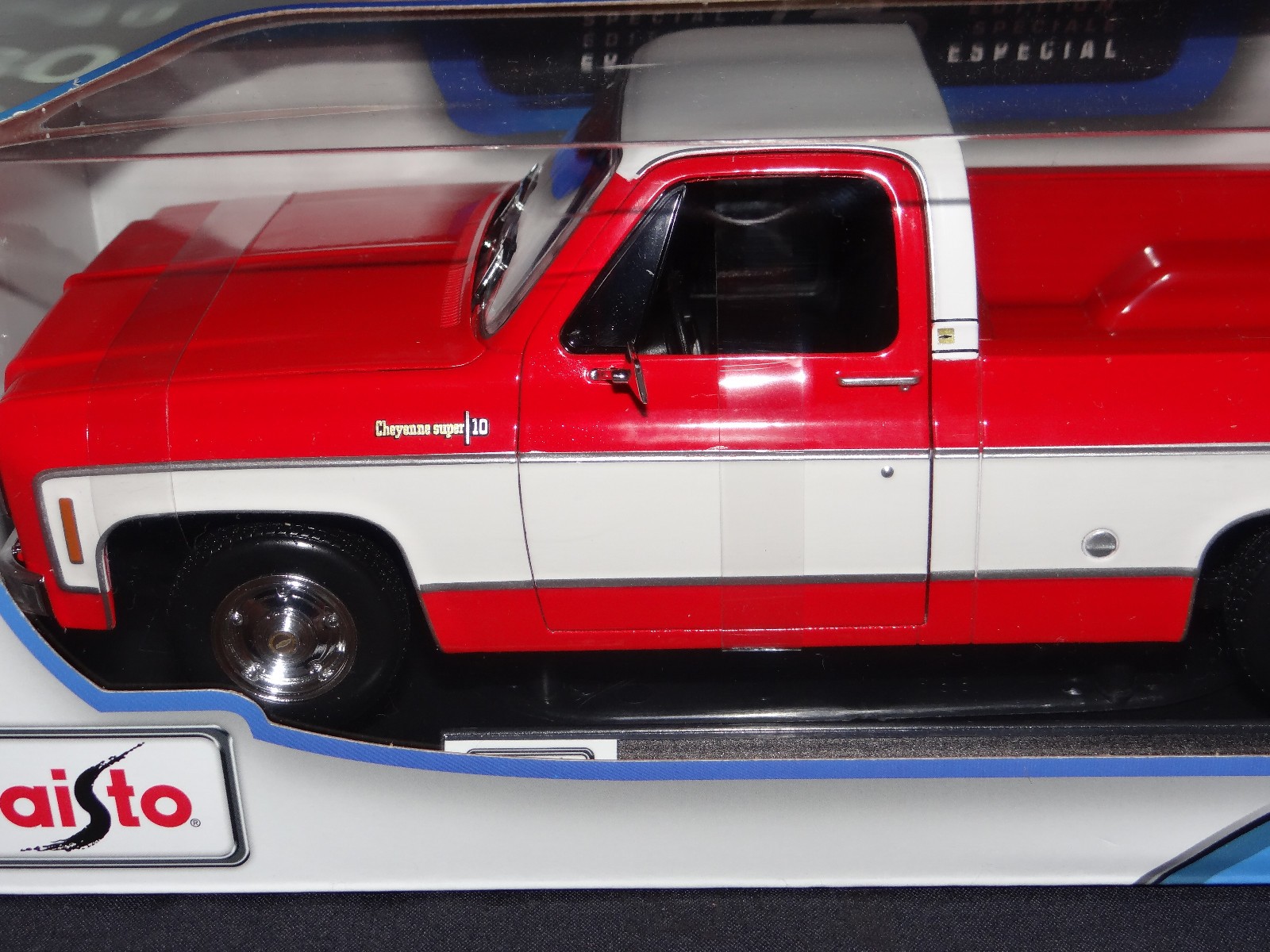 1974 Chevrolet C10 Cheyenne Super, Die-Cast Special Edition