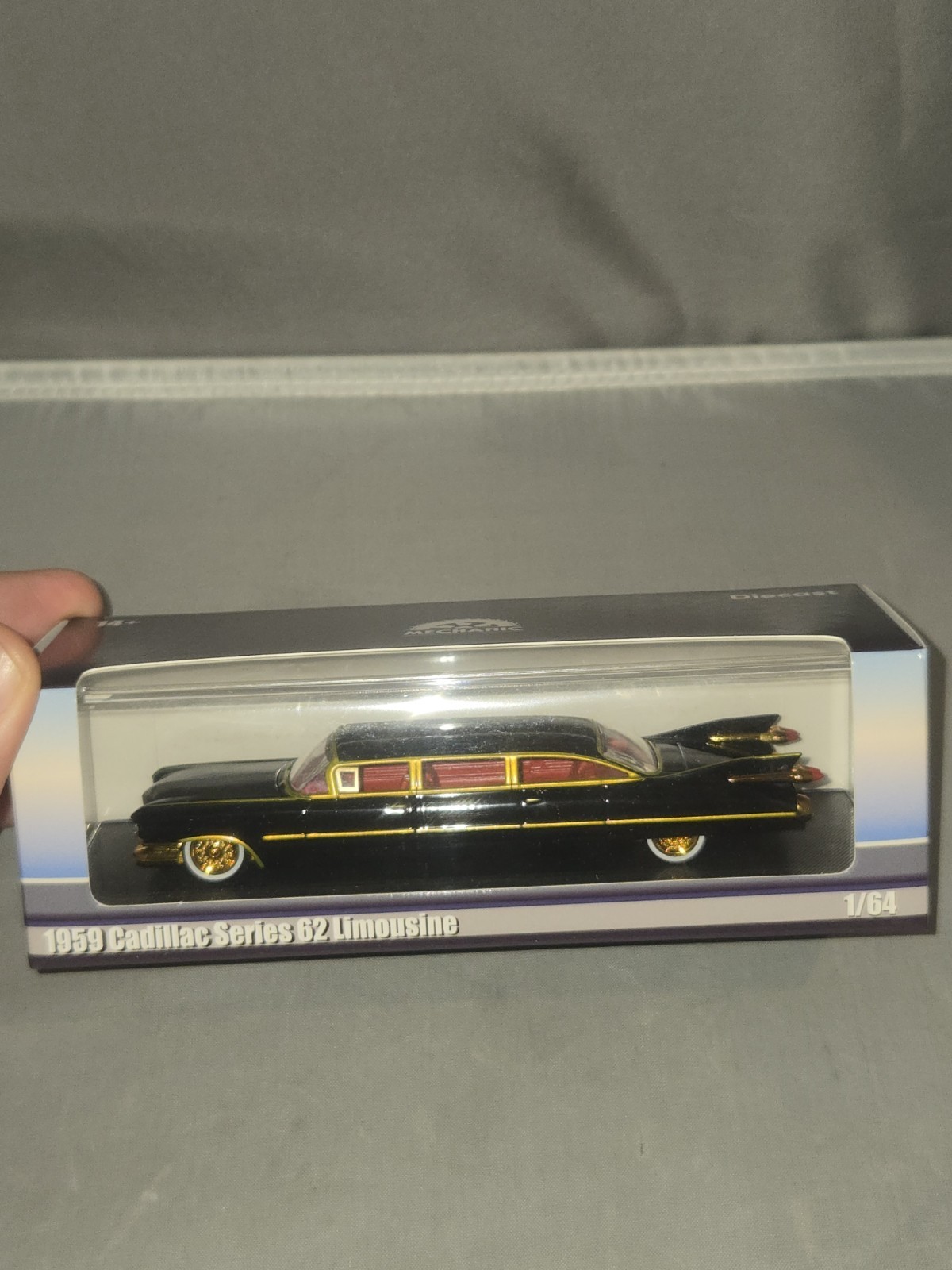 CZ Mechanic 1:64 1959 Black Gold 62 Limousine Luxury Model Diecast Display Car
