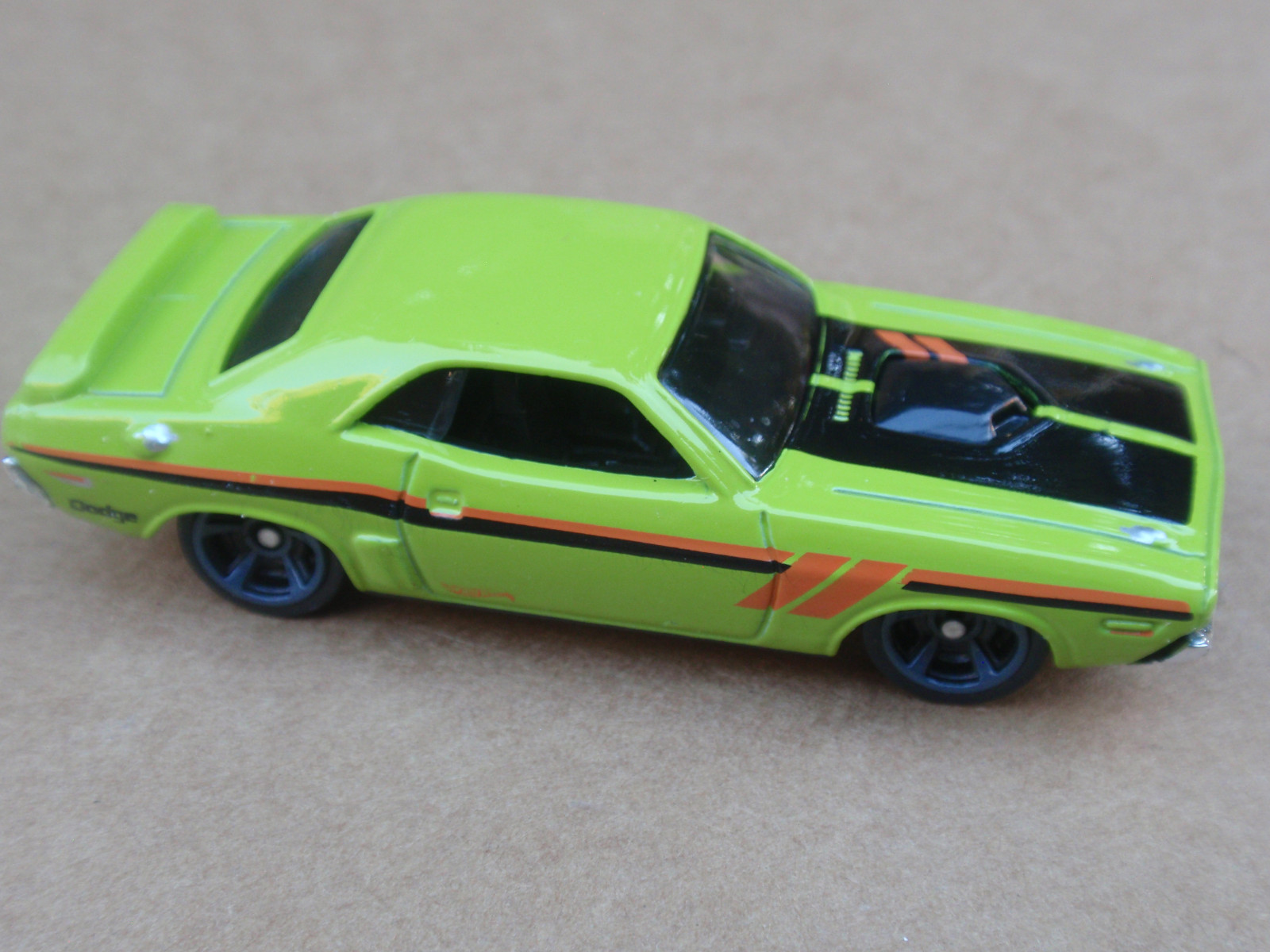 2016 Hot Wheels 71 DODGE CHALLENGER 104/250 Then And Now LOOSE Green KMART COLOR