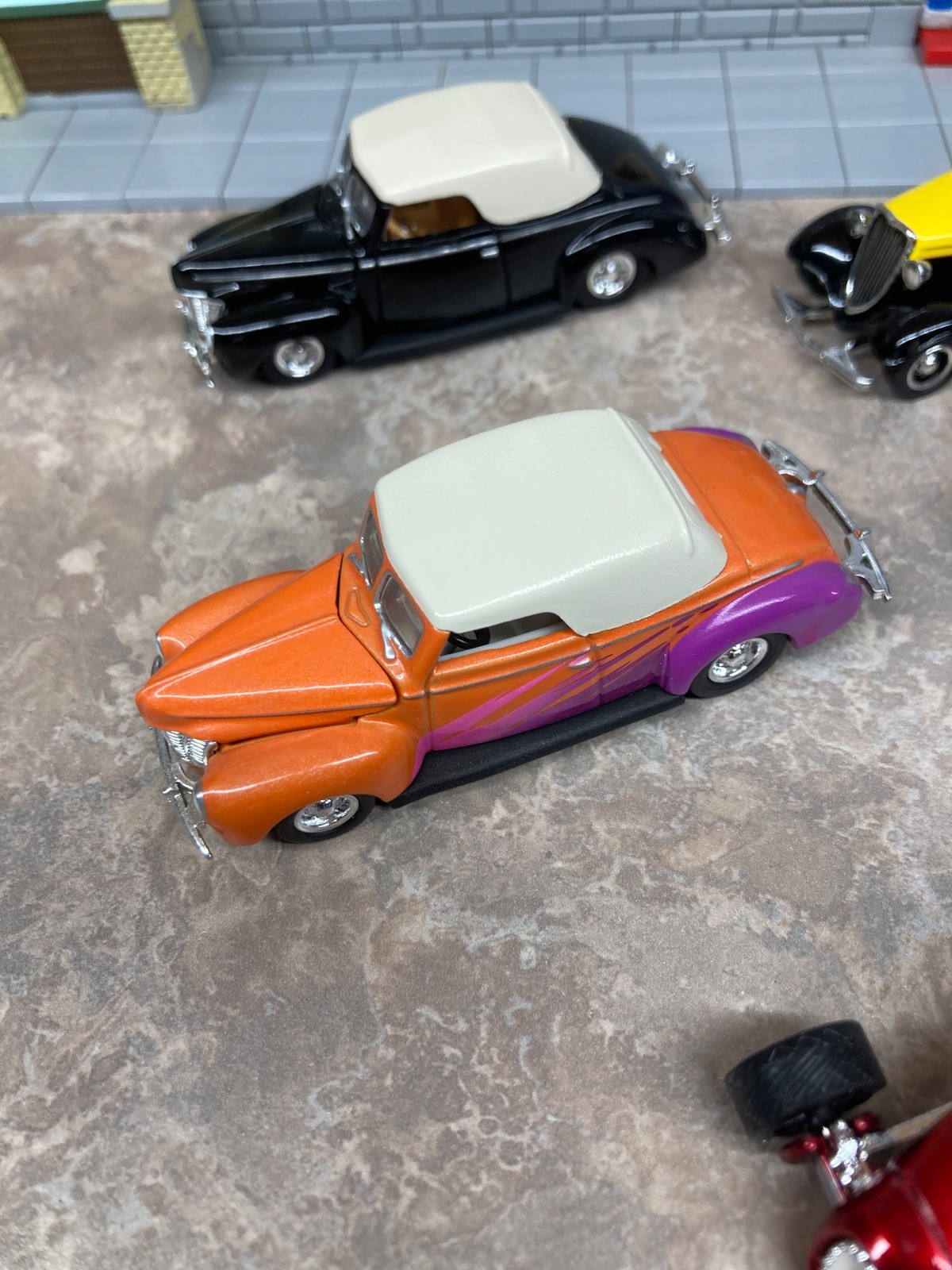 5 Hotwheels Real Riders Ford Street Rods