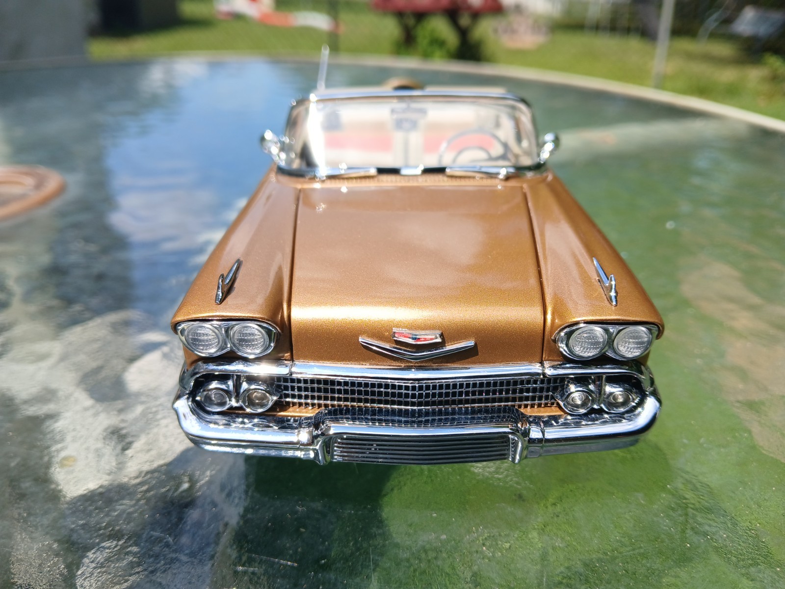 1:24 Danbury Mint 1959 Chevy Impala Anniversary Gold Metallic Near mint w/box