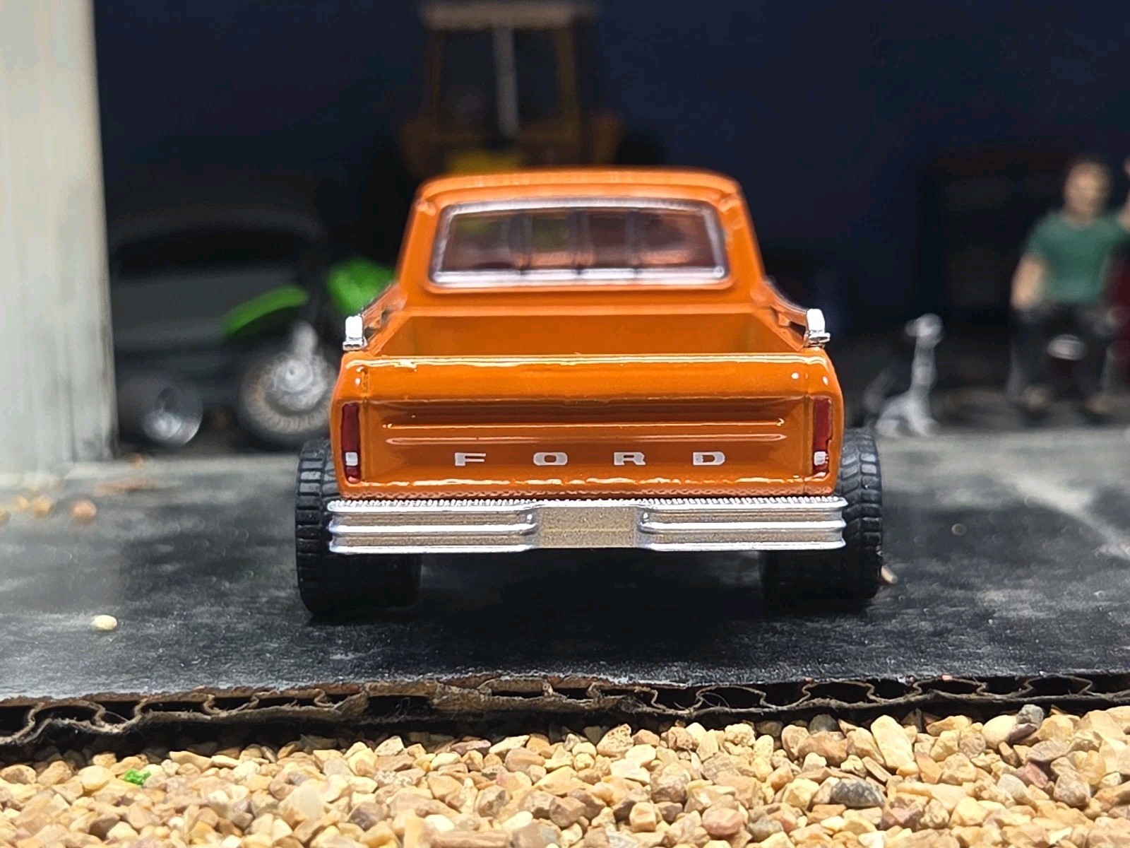 Custom Made 1973 Ford F-100 RANGER XLT 4×4 Greenlight Pickup Truck Ertl Farm 150