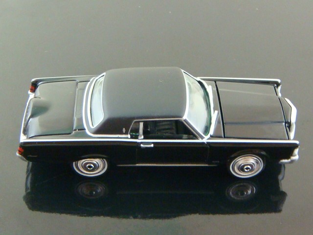 Elvis’s Triple Black 1969 Lincoln Continental Mark III 1/64 Scale Limited Edit R