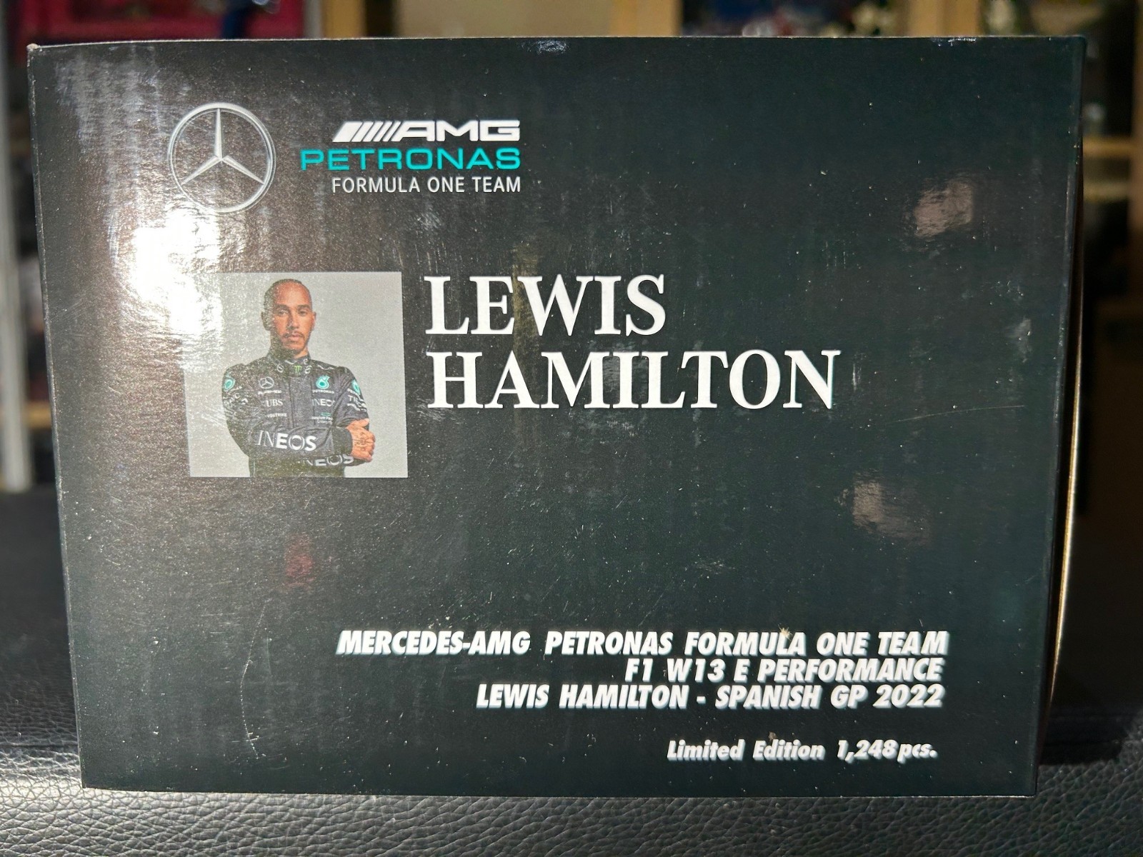 1/18 Minichamps – 2022 MERCEDES-AMG F1 W13 E #44 – LEWIS HAMILTON – SPANISH GP