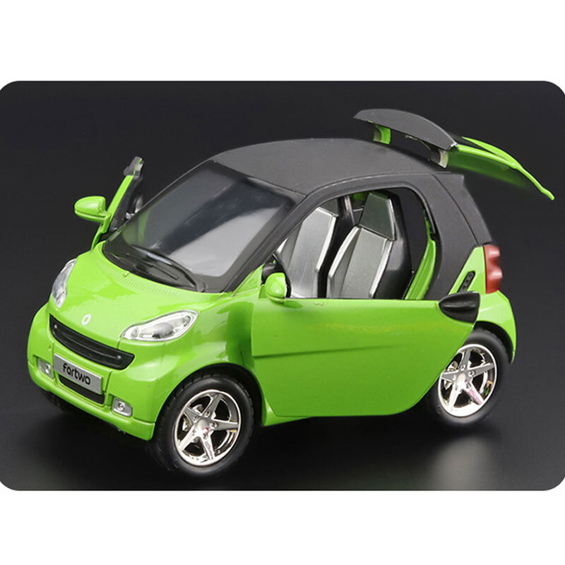 1:24 Smart ForTwo Model Car Diecast Toy Cars Boys Toys for Kids Gifts Green
