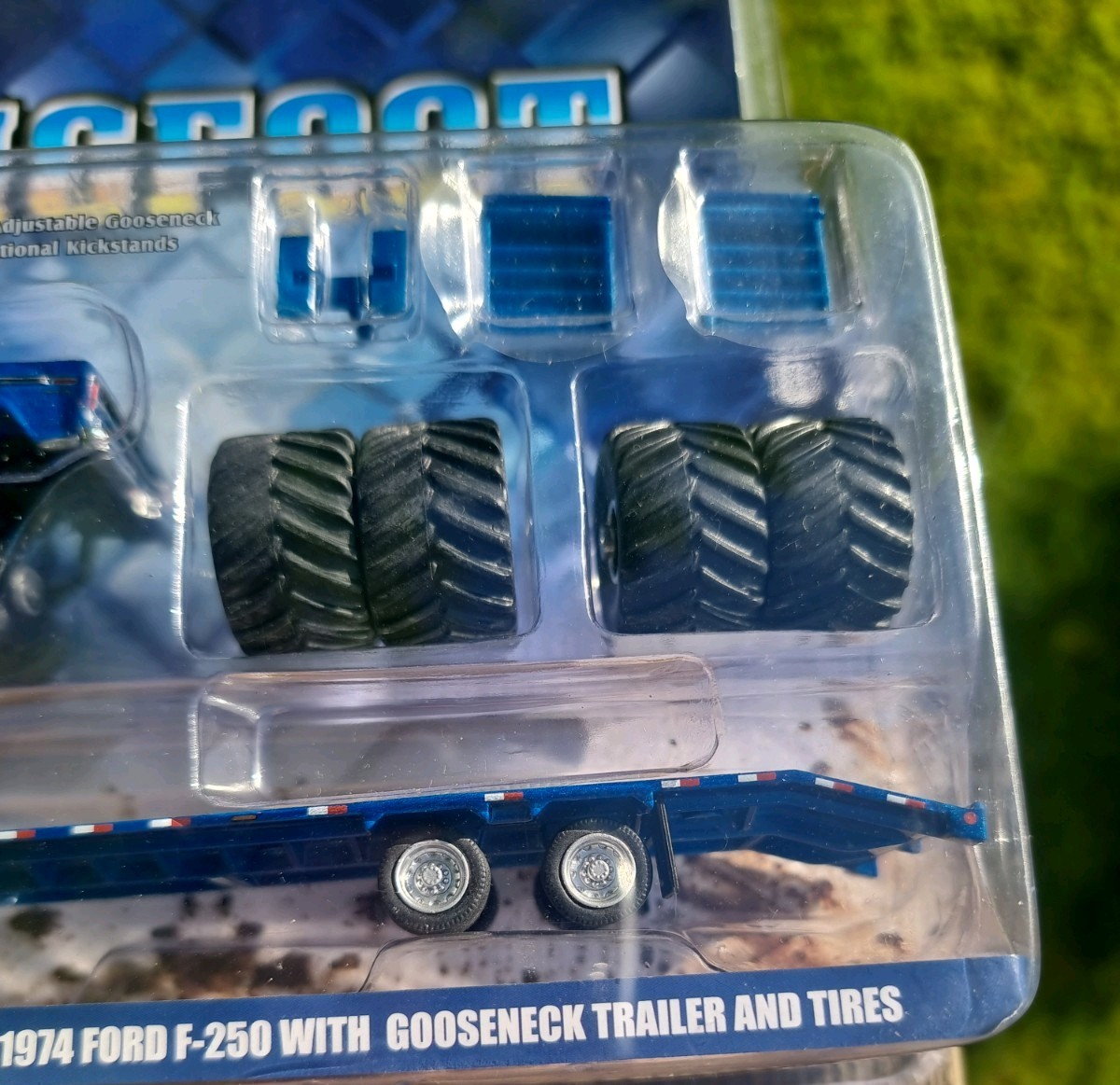 2019 Exclusive Greenlight Collections Limited Edition BIGFOOT With Trailer MIP
