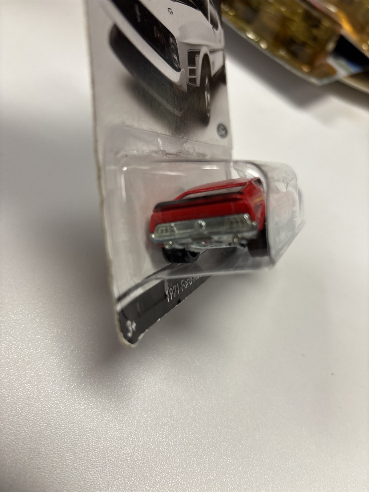 NIPn2014 Hot Wheels Mustang 50 Years Series 3/8 1971 FORD MUSTANG MACH 1 Red
