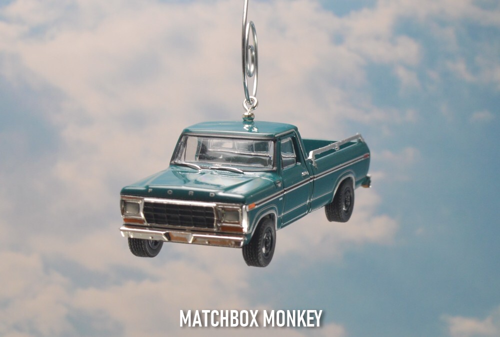 1978 Ford F-150 Ranger XLT Retro 4×4 Truck Pickup Custom Christmas Ornament
