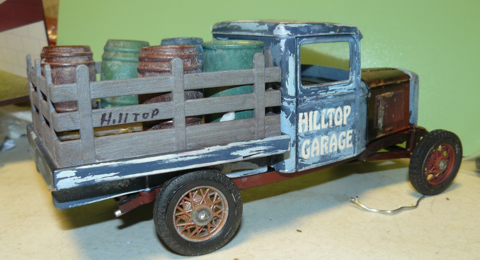 1/18 (IBWB) 1934 Ford stake bed , rusted barn find , rat rod