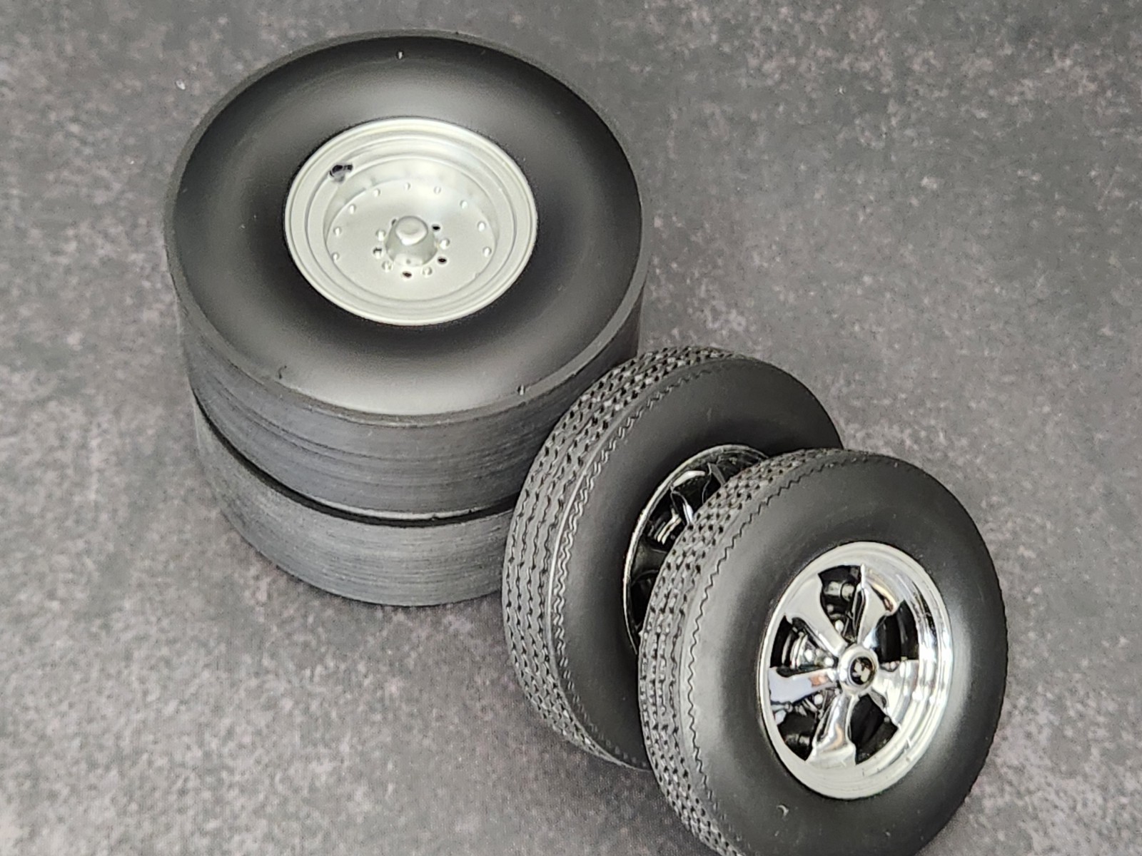 1/18 ACME Keystone Drag Wheel & Tire Set-A1806139W