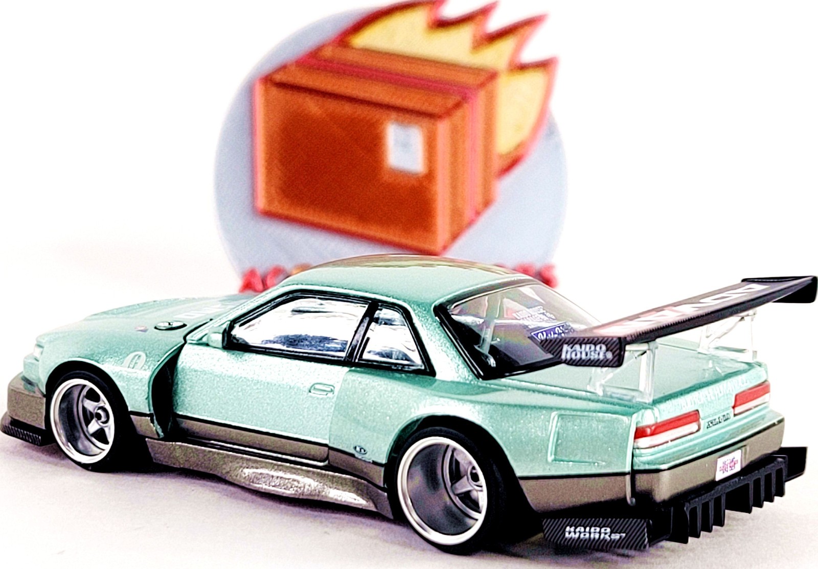 Kaido House x Mini GT Nissan Silvia S13-R Kaido Works V1 KHMG232 🟩 1/64