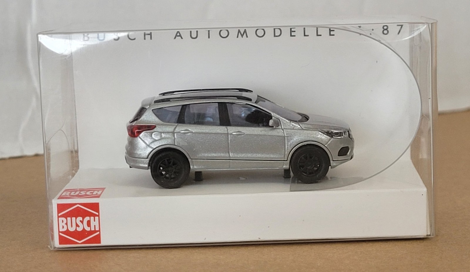Busch 53503 1/87 HO 2017 Ford Escape (Kuga in Germany) With Sunroof ) Silver NIB
