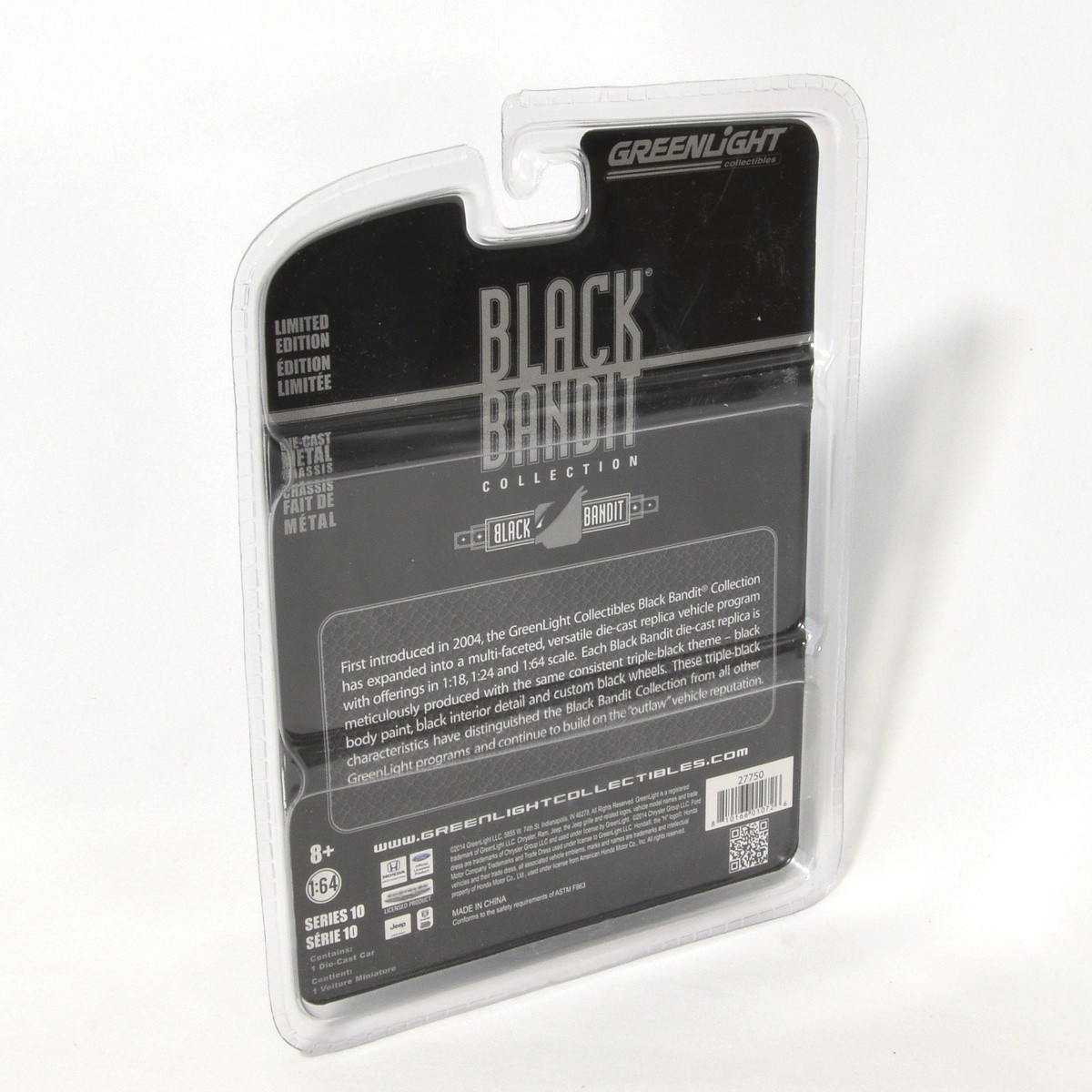 Greenlight Black Bandit Collection 1:64 Scale Diecast 2015 Chrysler 200S NEW