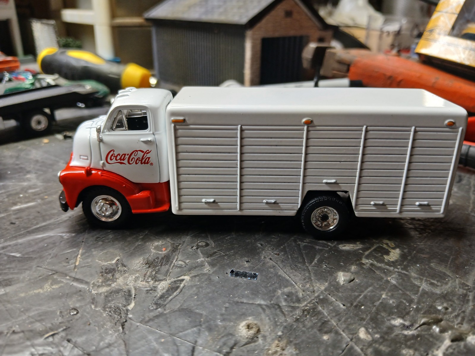 1/64 ’48 Gmc Coe Beverage Truck Custom BUILT Greenlight/ Matchbox