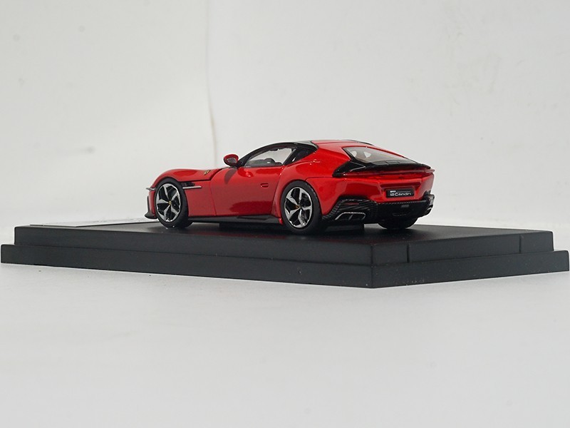 1:64 7CM Model Ferrari 12 Cilindri Rosso Corsa With Engine Detail Ltd 599 PCS
