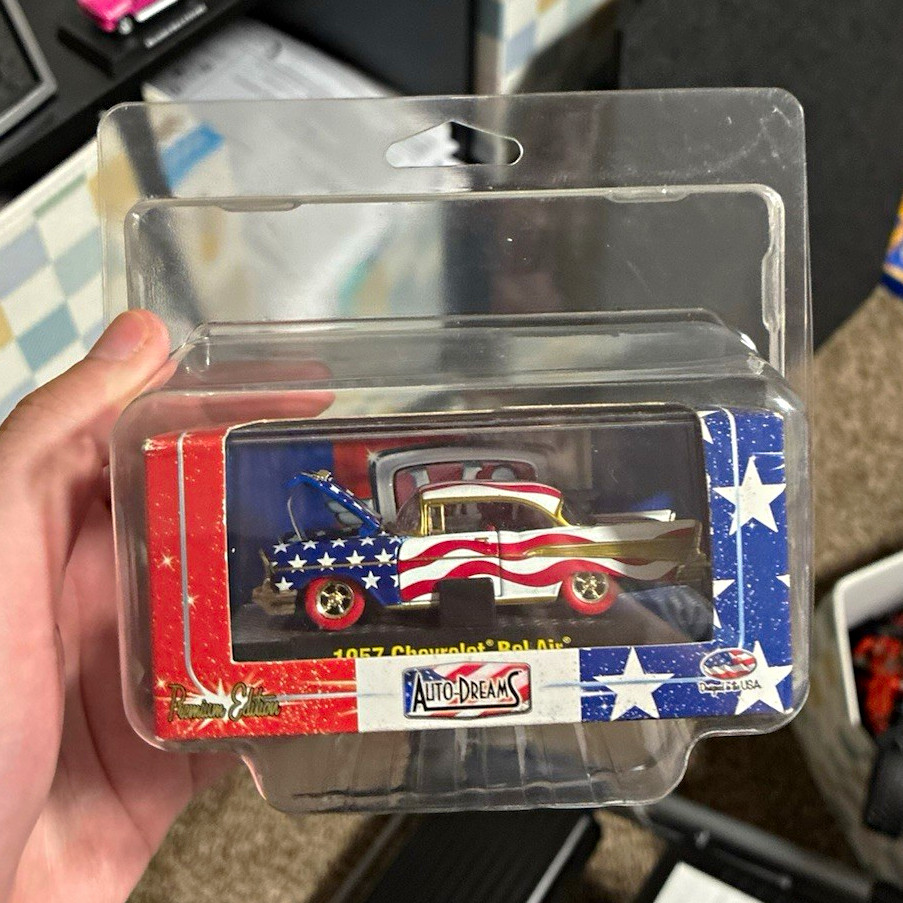 M2 Machines 1957 Chevrolet Bel Air 1:64 Diecast Auto-Dreams Patriot Unopened