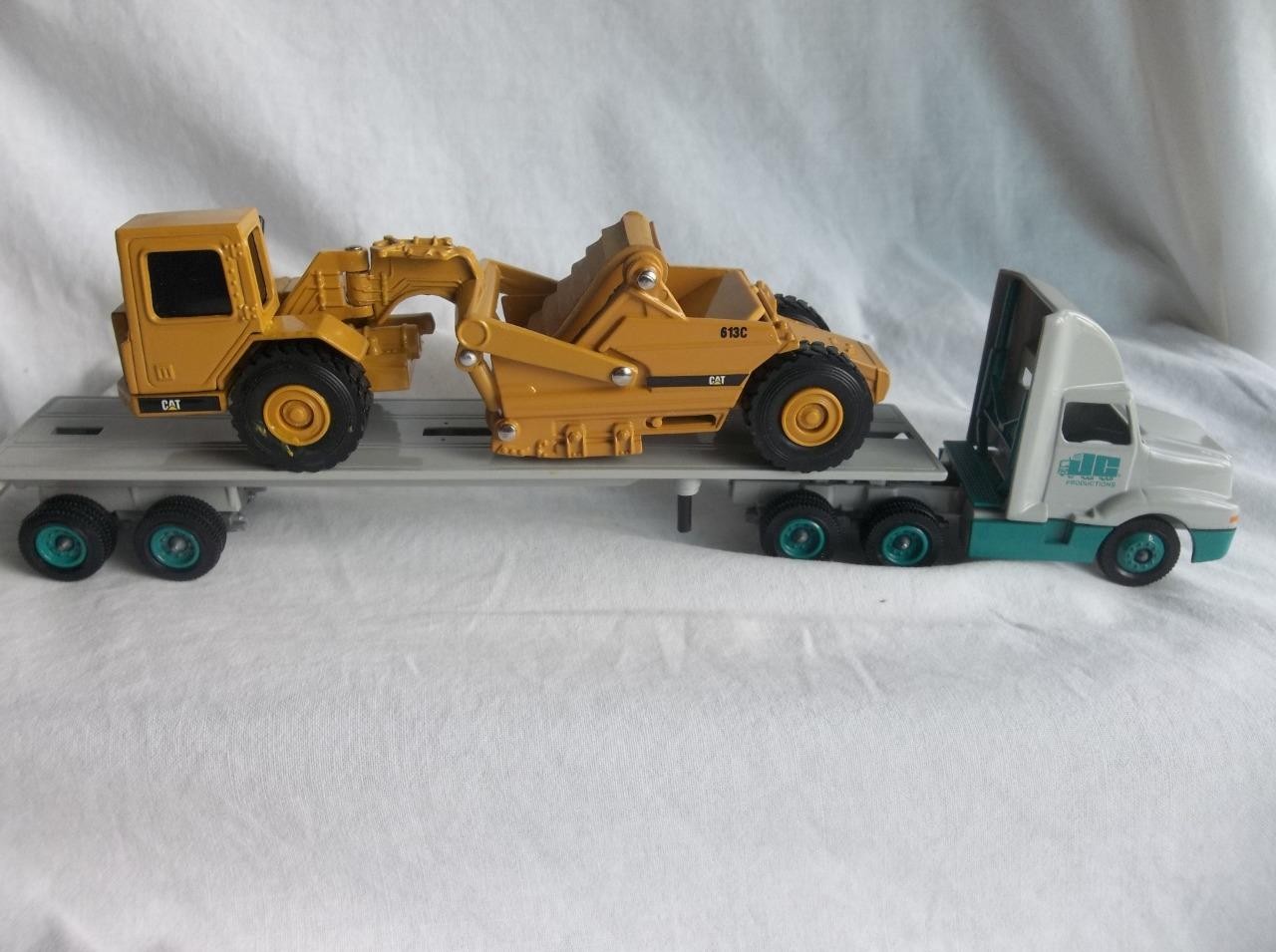 JC Productions Winross International w/Caterpillar 613C Scraper on Flatbed Box