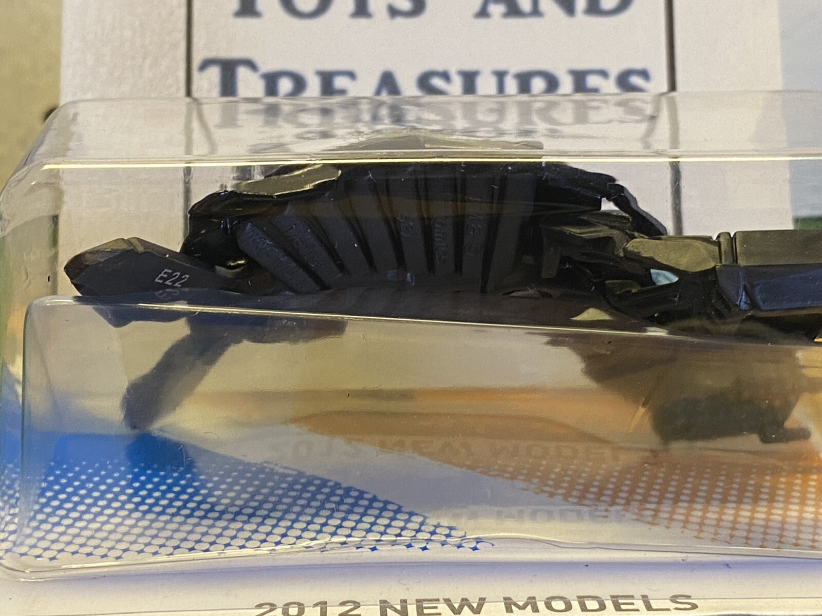 Hot Wheels 2012 New Models THE BAT Batman Dark Knight Rises NIP V5315 (B878)