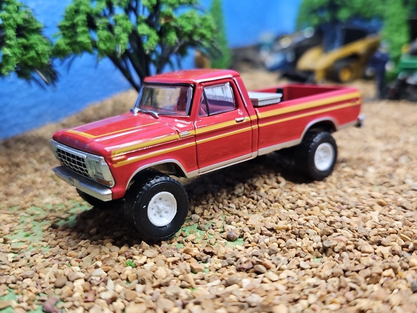 Custom Made 1978 Ford F-150 RANGER XLT 4×4 Greenlight Pickup Truck Fargo F250 79