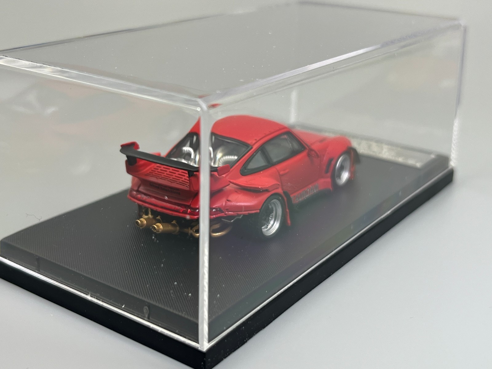 RWB Porsche 911 993 “Naginata” Matte Red Widebody Street Weapon 1/64 scale