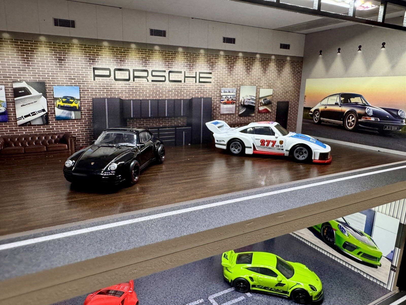 The Ultimate Porsche Diorama! For Hot Wheels 1:64 Models LED Lighting 5 LEVELS!