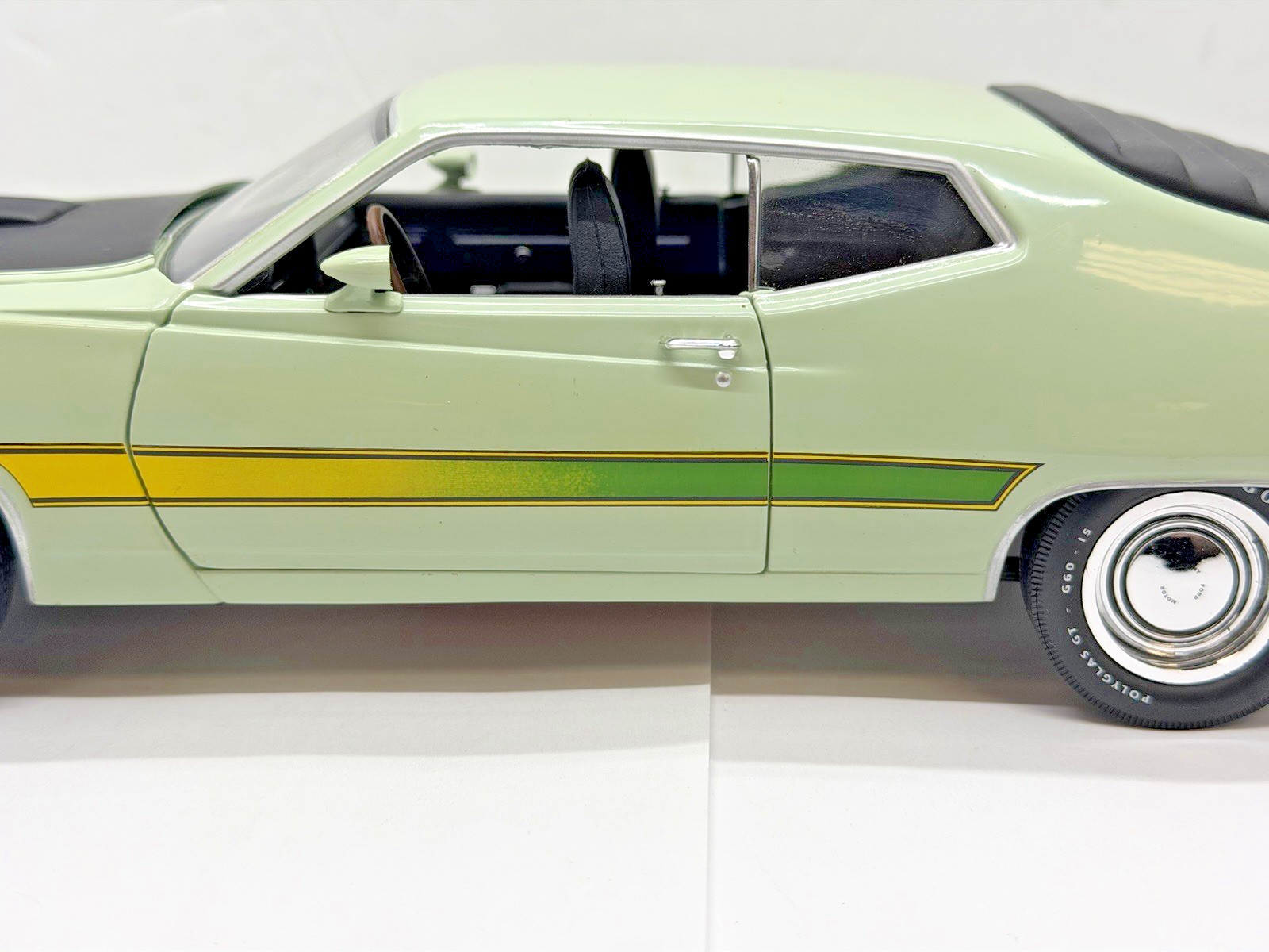 1971 Ford Torino GT Green 1:18 Scale Auto World Item 0054 Not in Box Bx7-4