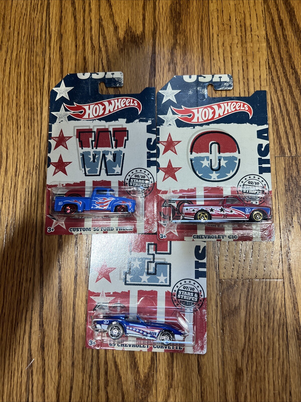 Hot Wheels Stars and Stripes Mixed Lot of 19