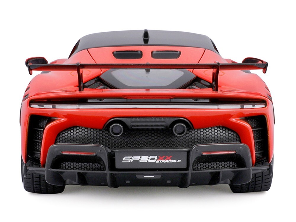 FERRARI SF90 XX STRADALE RED 1/18 DIECAST MODEL CAR BY BBURAGO 16020