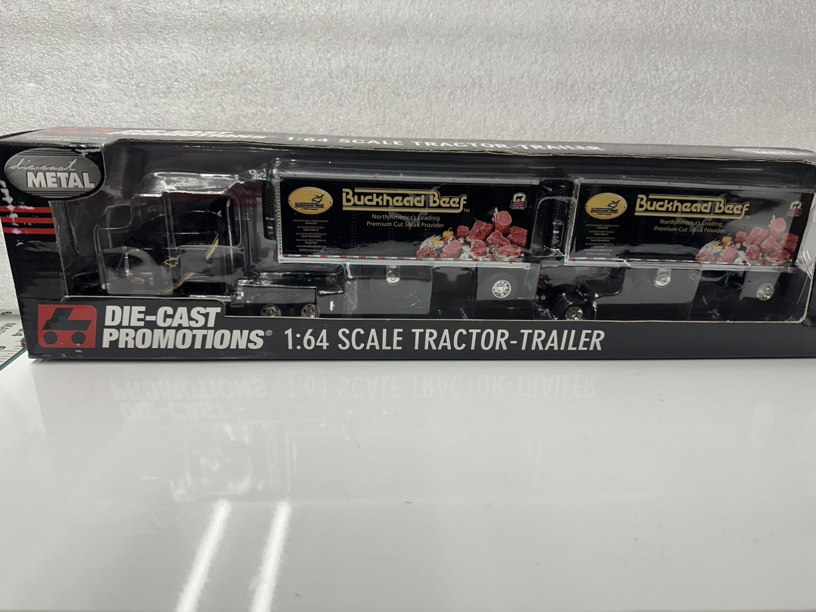 DCP 1/64 Buckhead Beef ProStar w/Pups