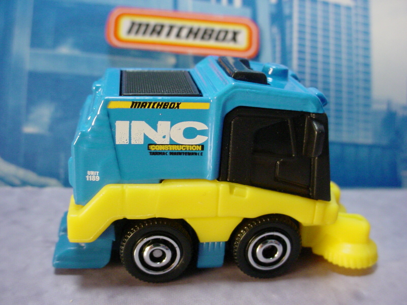 2022 ROAD CREW II Design MBX MINI SWISHER💥Blue street sweep;inc💥Matchbox LOOSE