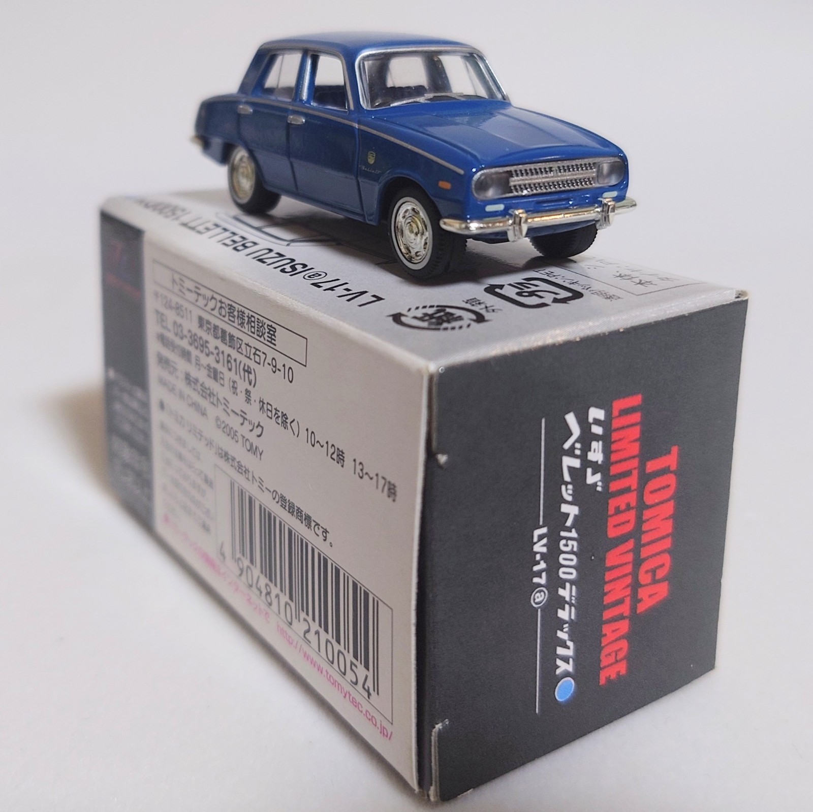 Tomica Limited Vintage 1/64 Isuzu Bellett 1500 Deluxe Diecast Model Japan