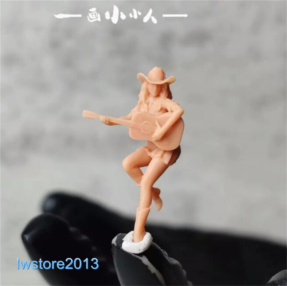 1/64 Guitar Girl Motorcycle Miniatures Scene Props Figures Model For Car Vehicle