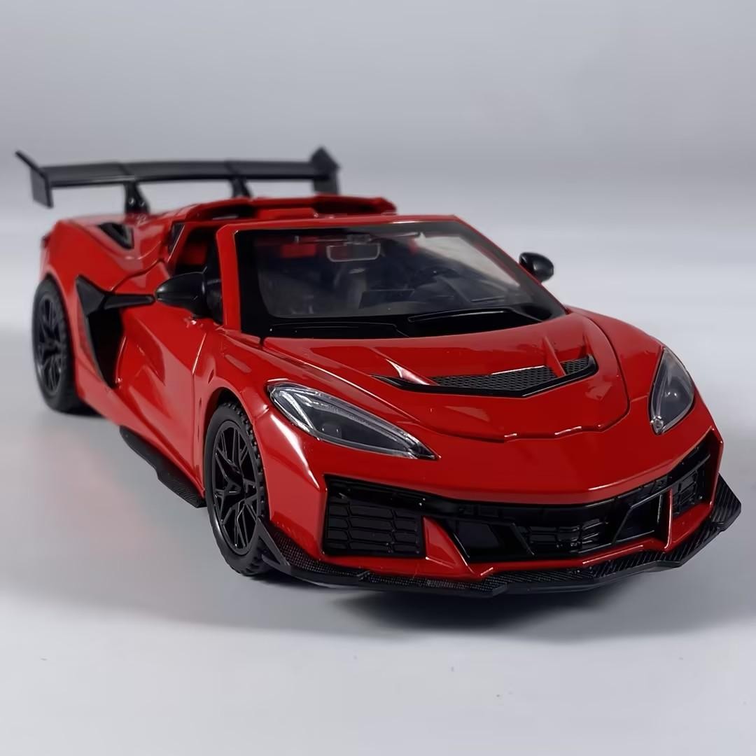 1:32 C8 Zr1x Metal Diecast Model Car with Sound Light Collectible Toy