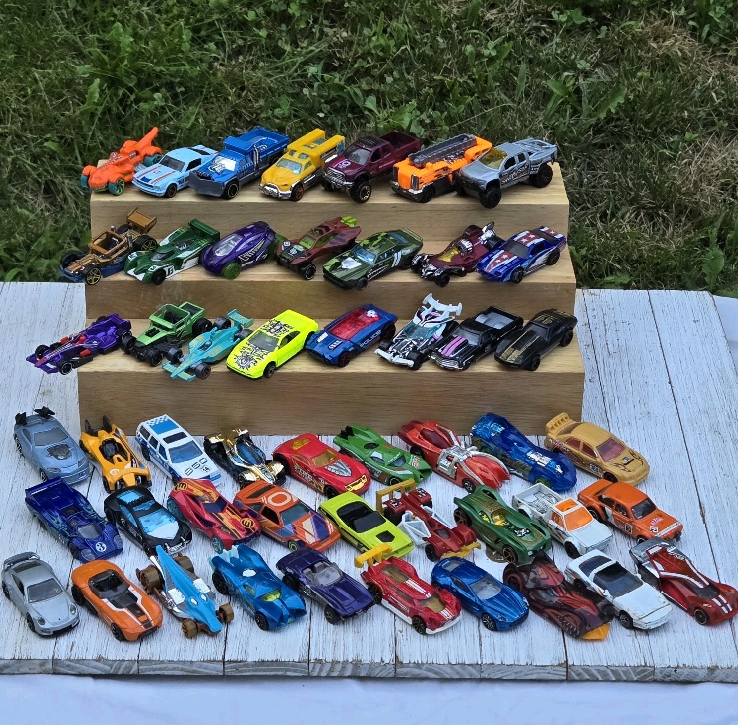 Hot Wheels Lot of 50 Loose Cars Trucks Race Cars Bulk Mixed Diecast Mattel VGC