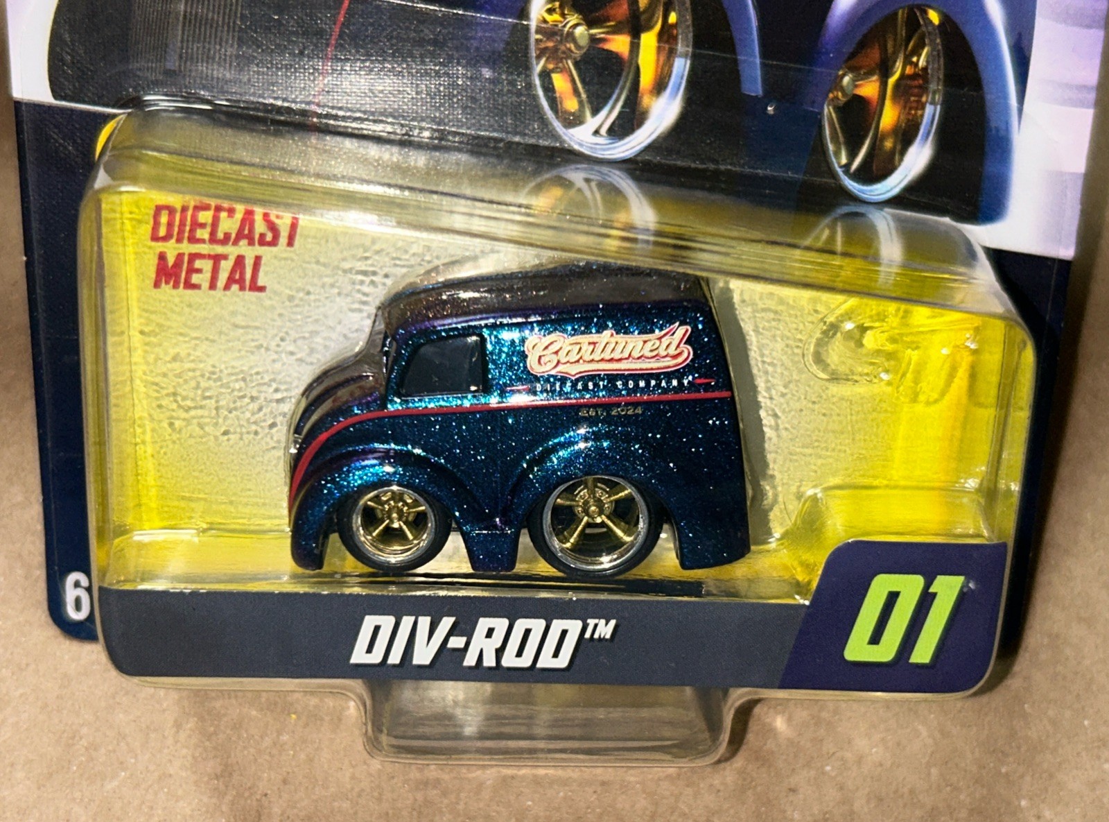 New 2026 Car Tuned Series 10 Hot Rod Way Div-Rod #01 Blue/Purple Metallic!