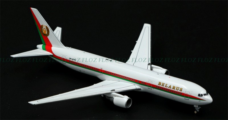 Patriot 1:400 Belarus Government Boeing 767-300ER EW-001PB DIECAST plane Model
