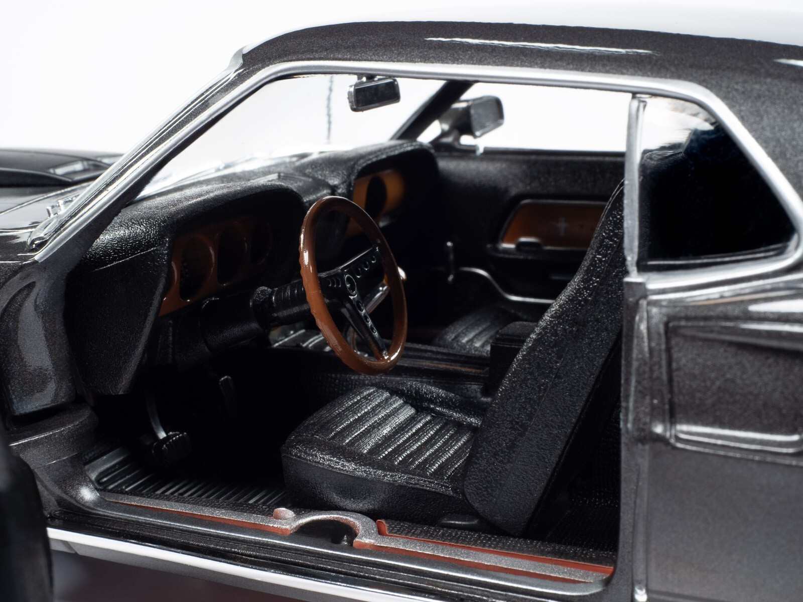 Auto World ’69 Ford Mustang Movie (John Wick) 1:18 Scale Diecast Car AWSS145