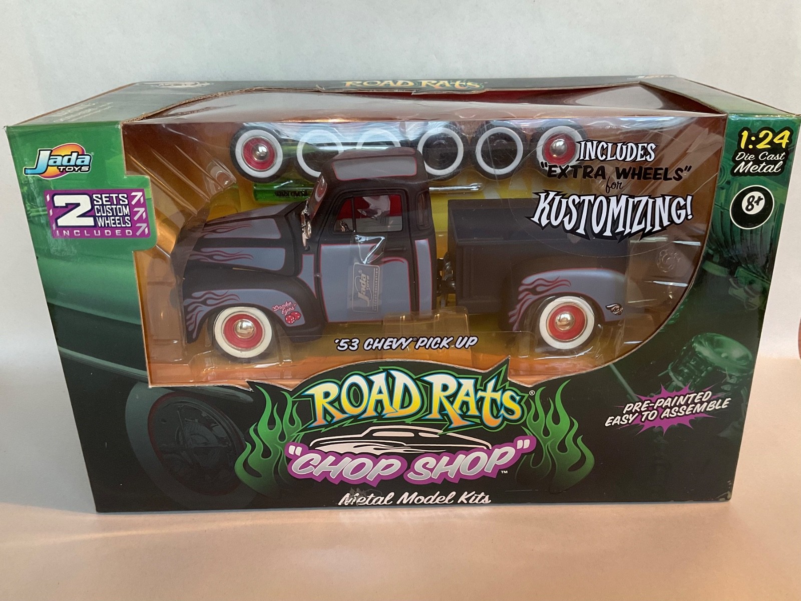 2004 JADA ’53 CHEVY PICKUP 1:24 METAL ROAD RATS CHOP SHOP WITH EXTRA WHEELS