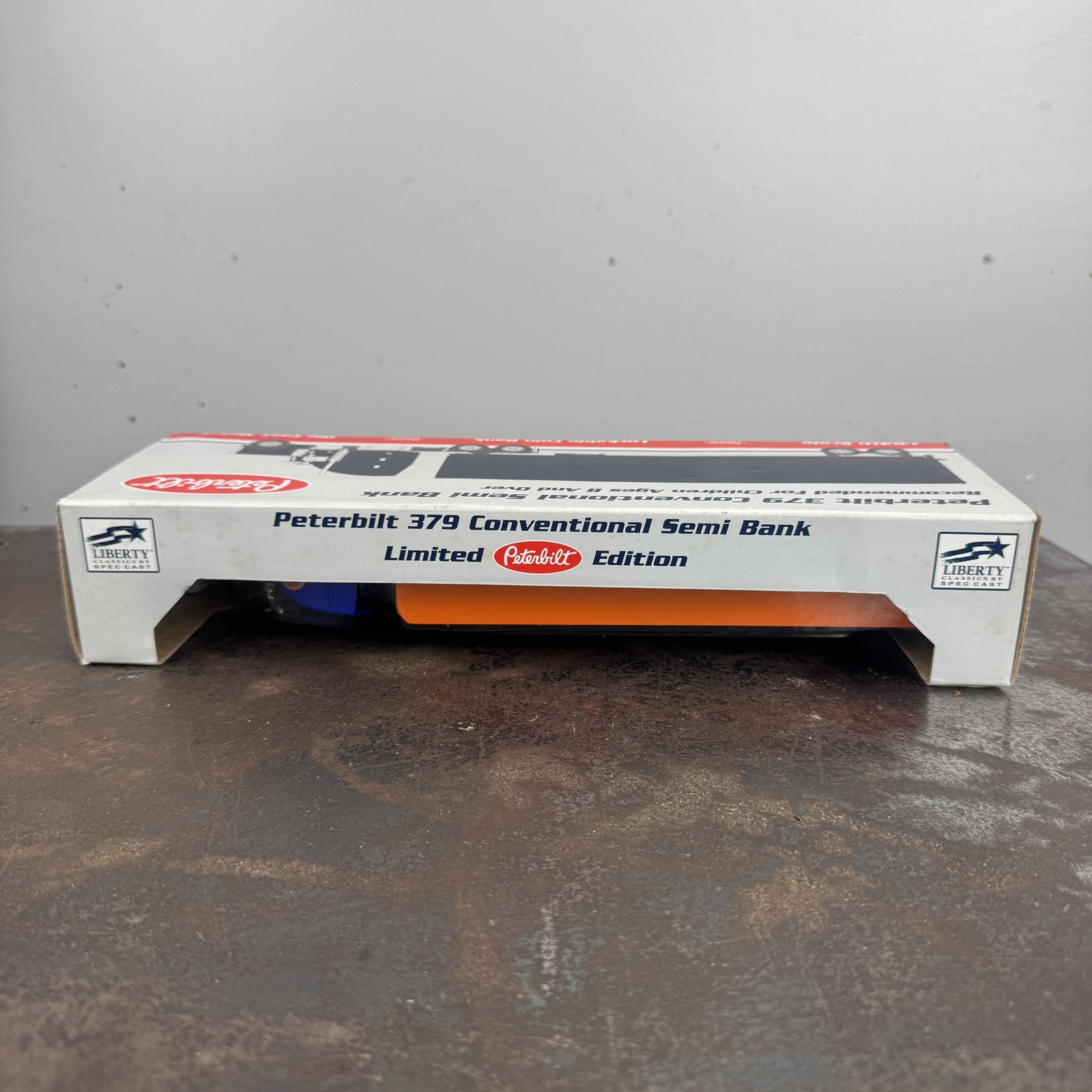 LIBERTY / SpecCast GOLD MEDAL 1/64 Diecast Peterbilt 379 Truck & Trailer #32523