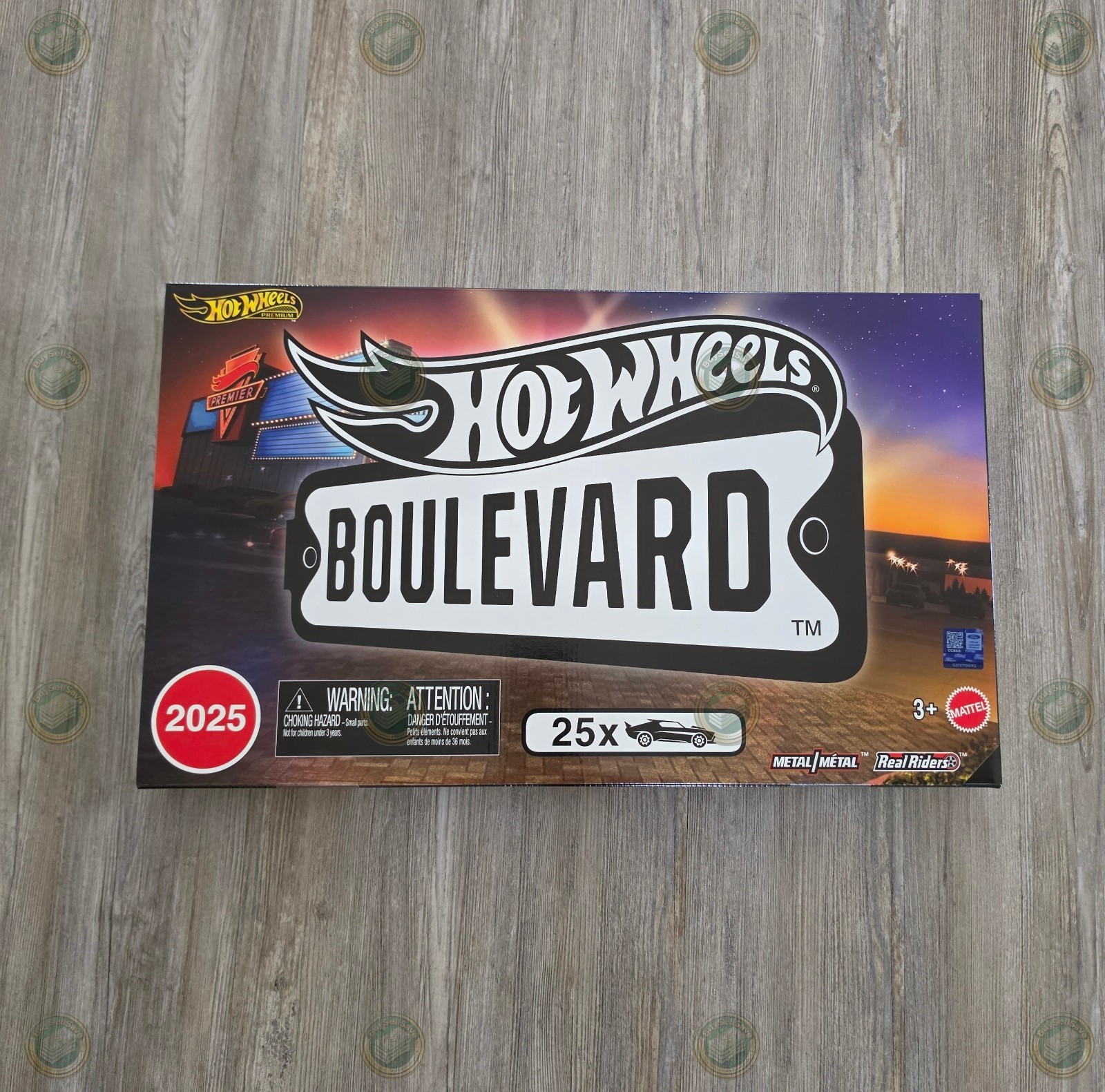 Hot Wheels Boulevard 25-Car Factory Set 2025, 25 Premium Die-Cast 1:64 Scale Car
