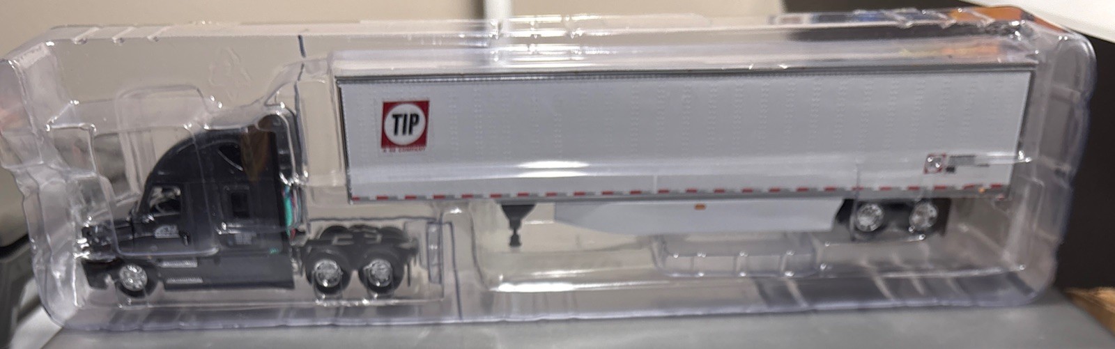 DCP 1:64 Airwolf Freightliner Cascadia w/53’ TIP Dry Van