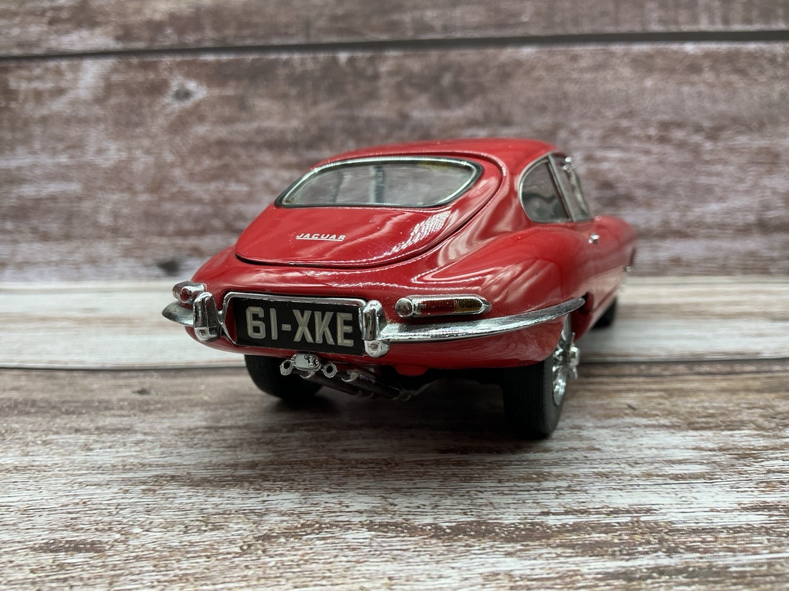 Franklin Mint 1/24 Scale 1961 Jaguar E-Type Coupe Model