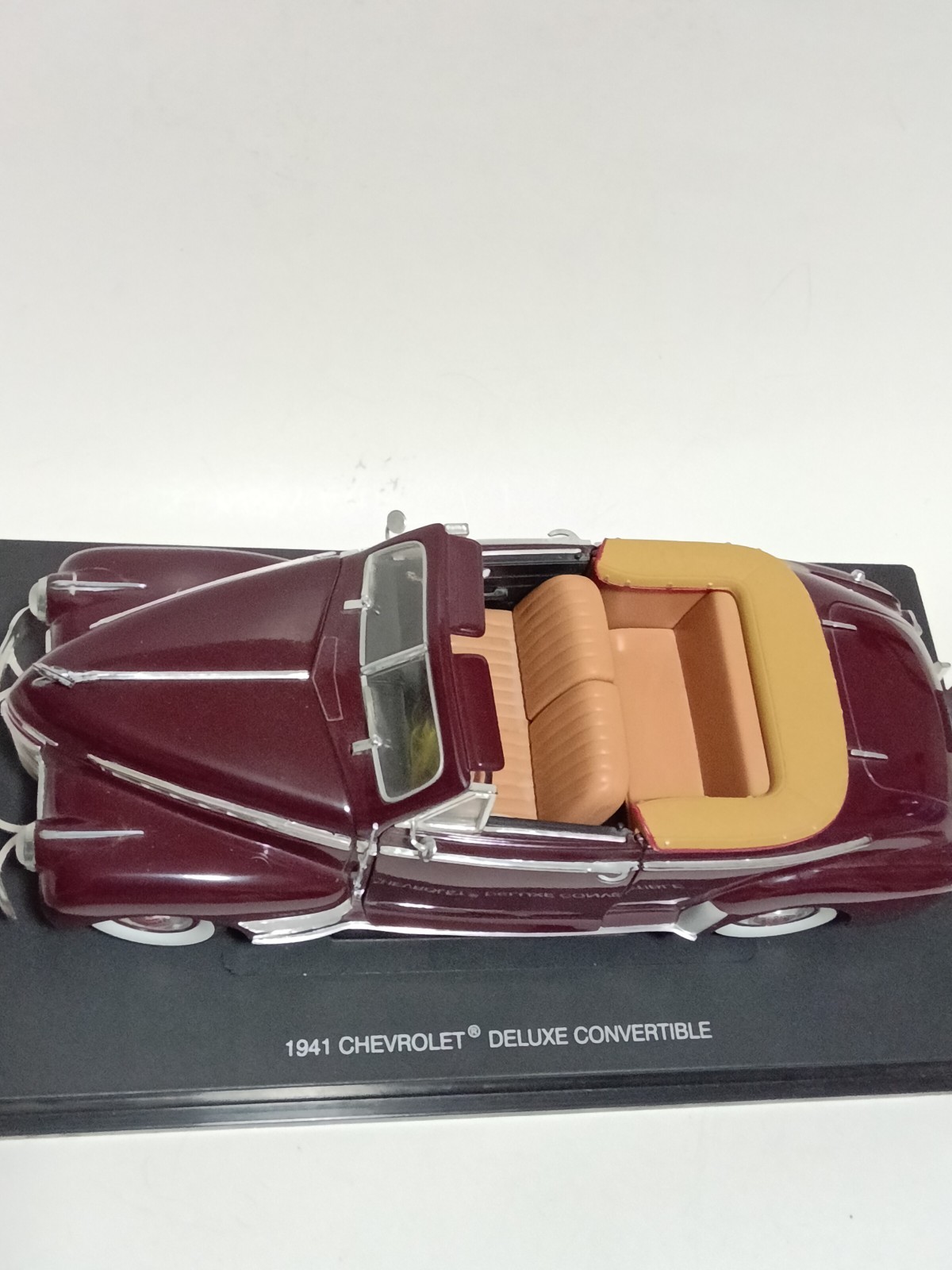 Universal Hobbies 1941 Chevy Deluxe Convertible Diecast Precision Model Burgundy